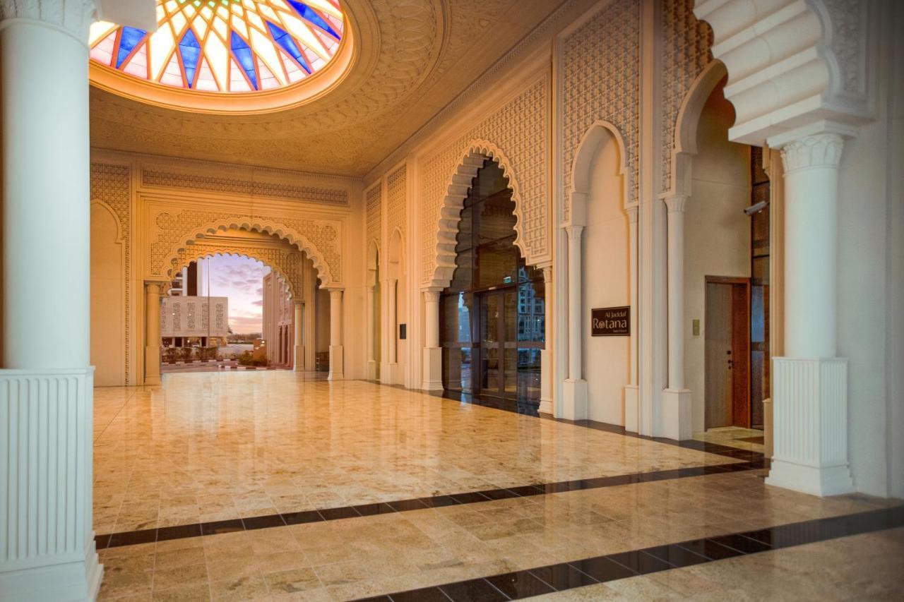 Al Jaddaf Rotana Suite Hotel Dubai Esterno foto The interior of the hotel